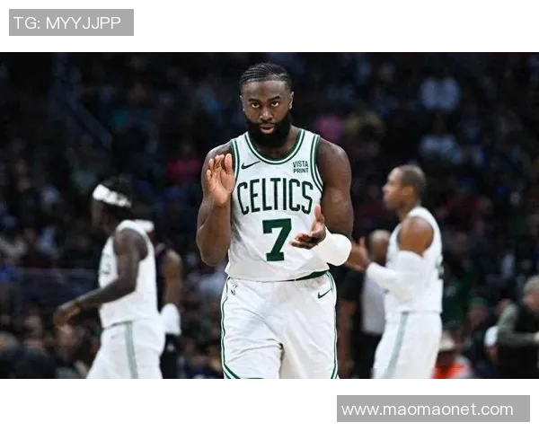 杰伦布朗：从新星到领袖的成长之路与篮球梦想