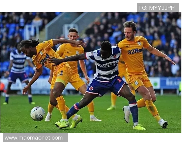 伯顿队与北安普敦队激战正酣谁能在这场较量中笑到最后