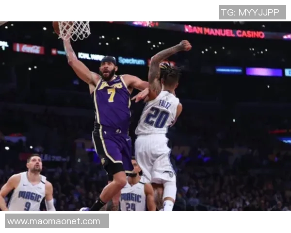 邓迪FC与罗斯郡激战正酣谁能在这场较量中笑到最后