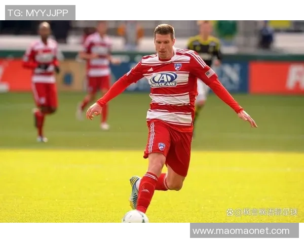 休斯敦与达拉斯的激烈对决揭示了德州足球的魅力与竞争力 休斯敦与达拉斯的激烈对决揭示了德州足球的魅力与竞争力