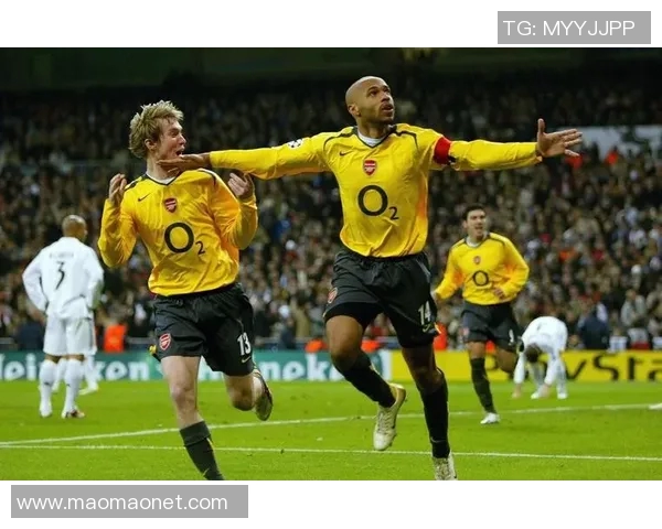 奥林匹亚科斯对阵阿森纳的精彩对决分析与赛前展望