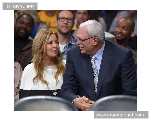 湖人女老板面临法律挑战巴斯家族内部矛盾加剧引发关注 湖人女老板面临法律挑战巴斯家族内部矛盾加剧引发关注