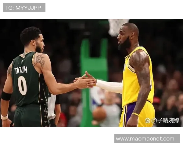 詹姆斯与凯尔特人经典对决回顾：篮球历史上的巅峰时刻