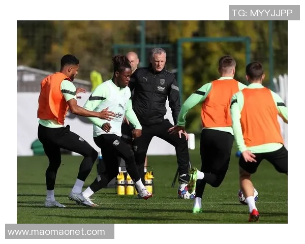 雷丁对阵伯顿精彩直播全程回顾与赛后分析尽在这里