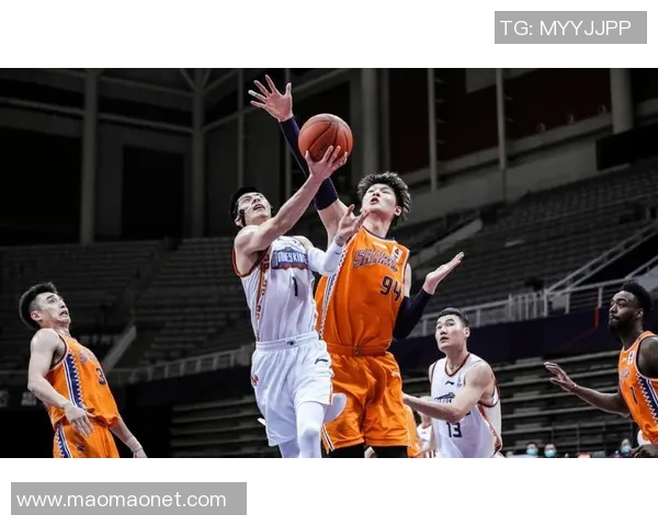 上海羽毛球队在锦标赛积分榜上以89分稳居第一名展现强劲实力