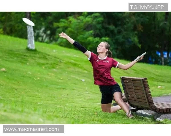 成都飞盘队实力提升引发热议飞盘运动新风潮与未来发展探讨